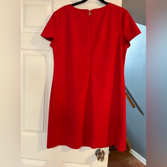 Lovely Tommy Hilfiger dress - Picture 2 of 3